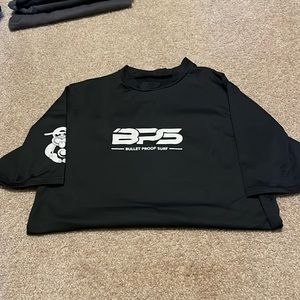 Mens medium black swim shirt